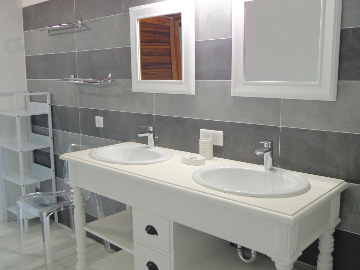 Domaine Les Rivales Apartamento Clavaillan Exterior foto